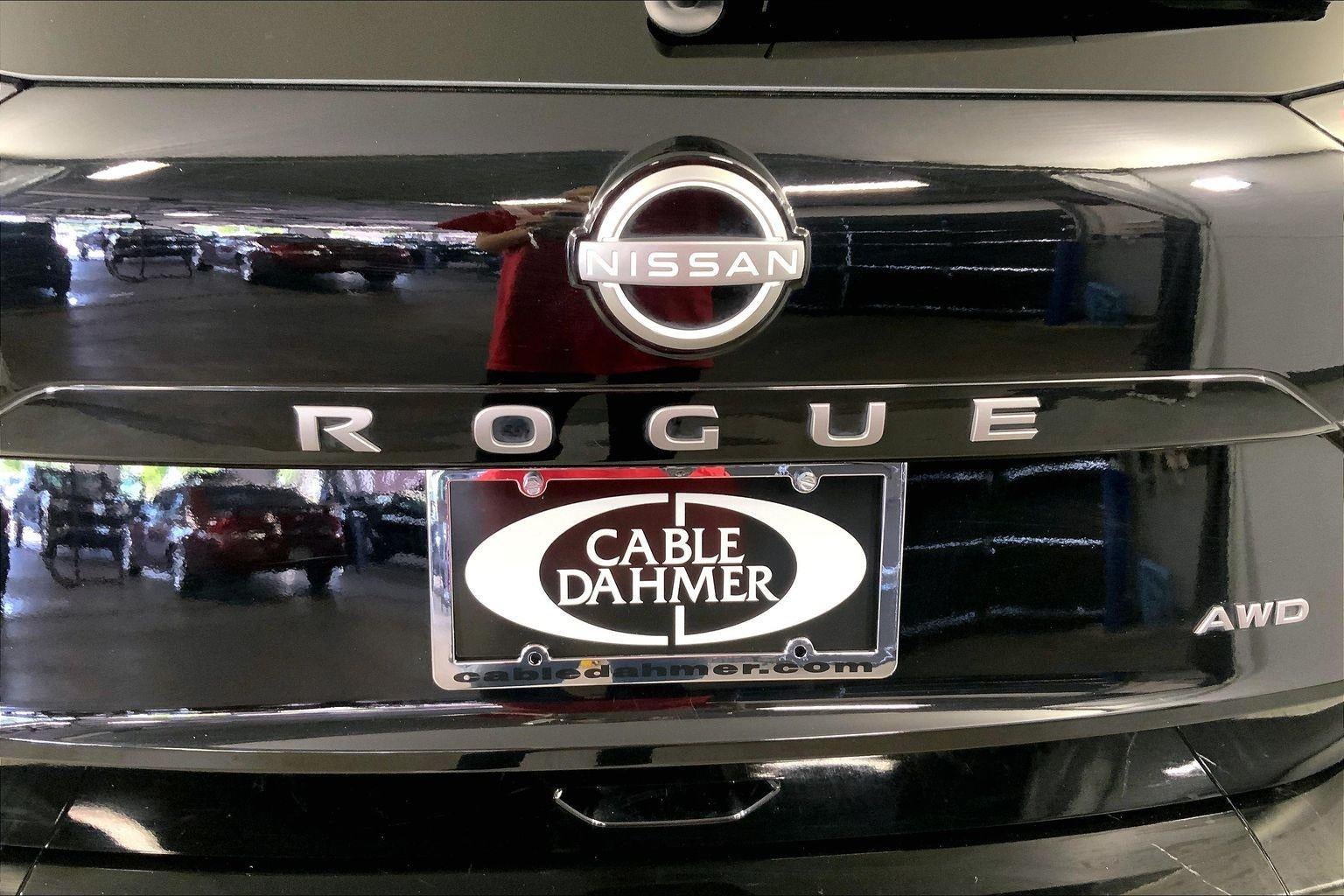 2025 Nissan Rogue SV