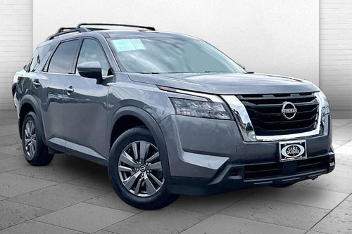 2023 Nissan Pathfinder SV