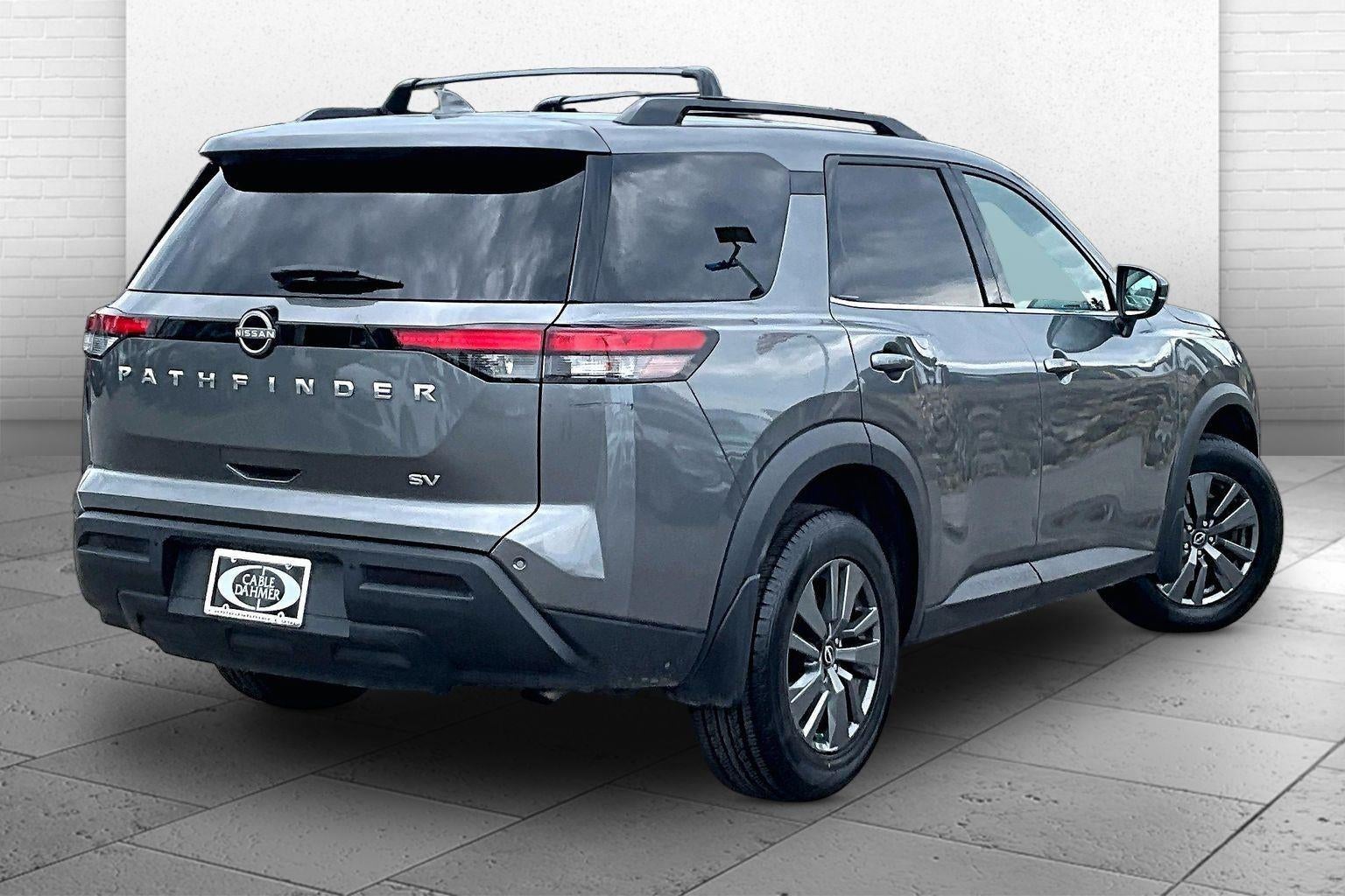 2023 Nissan Pathfinder SV