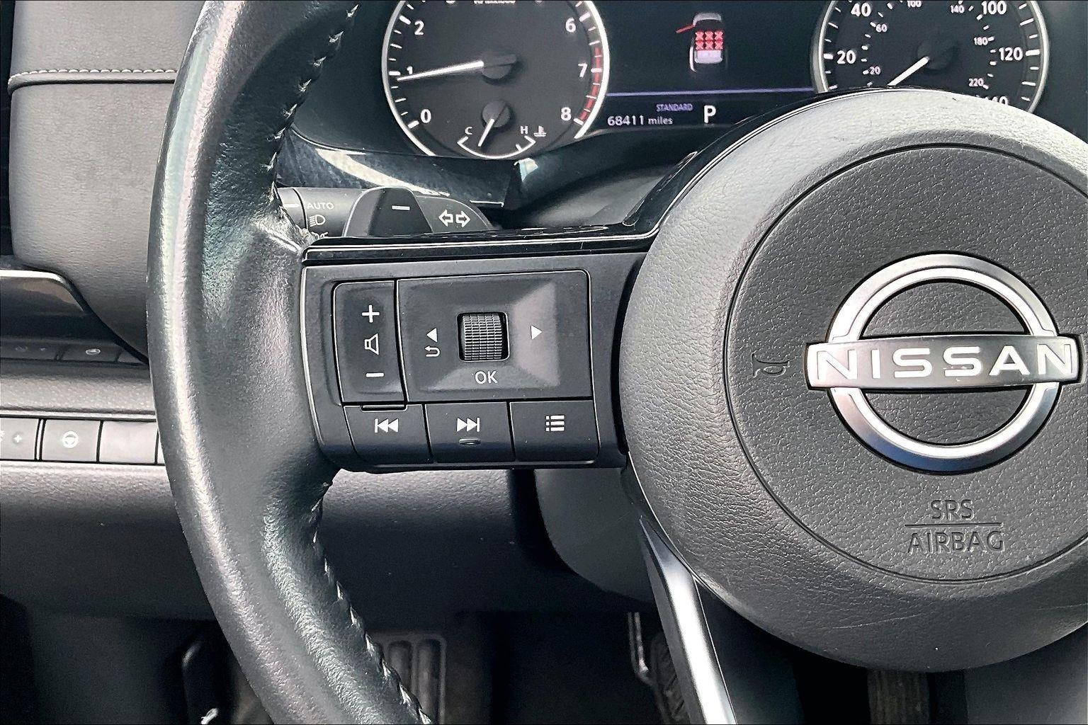 2023 Nissan Pathfinder SV
