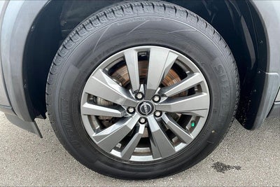 2023 Nissan Pathfinder SV