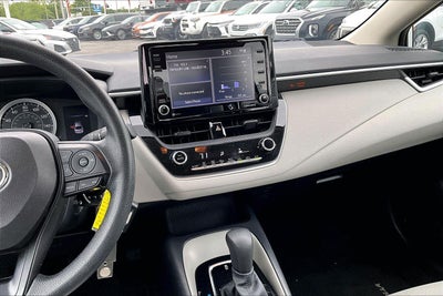 2022 Toyota Corolla LE