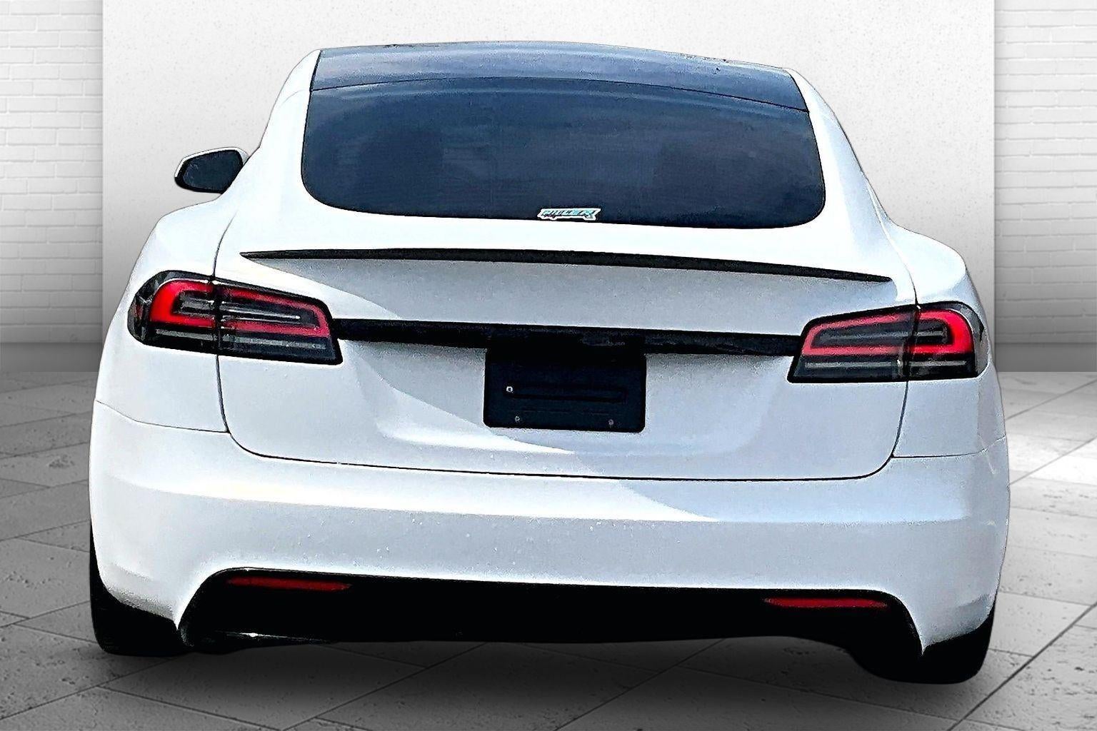 2023 Tesla Model S Plaid