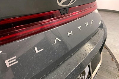 2025 Hyundai Elantra Hybrid Limited