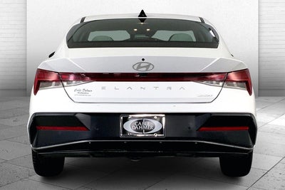 2024 Hyundai Elantra Limited