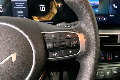 2025 Kia K5 LXS