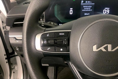 2025 Kia K5 LXS