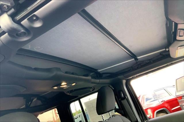 2023 Jeep Wrangler 4-Door Sahara 4x4