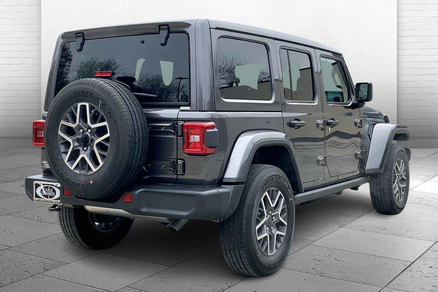 2025 Jeep Wrangler 4-Door Sahara 4x4