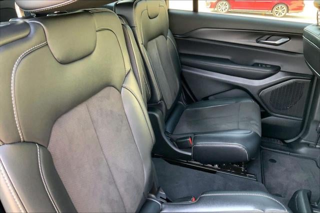 2024 Jeep Grand Cherokee L Altitude X 4x4