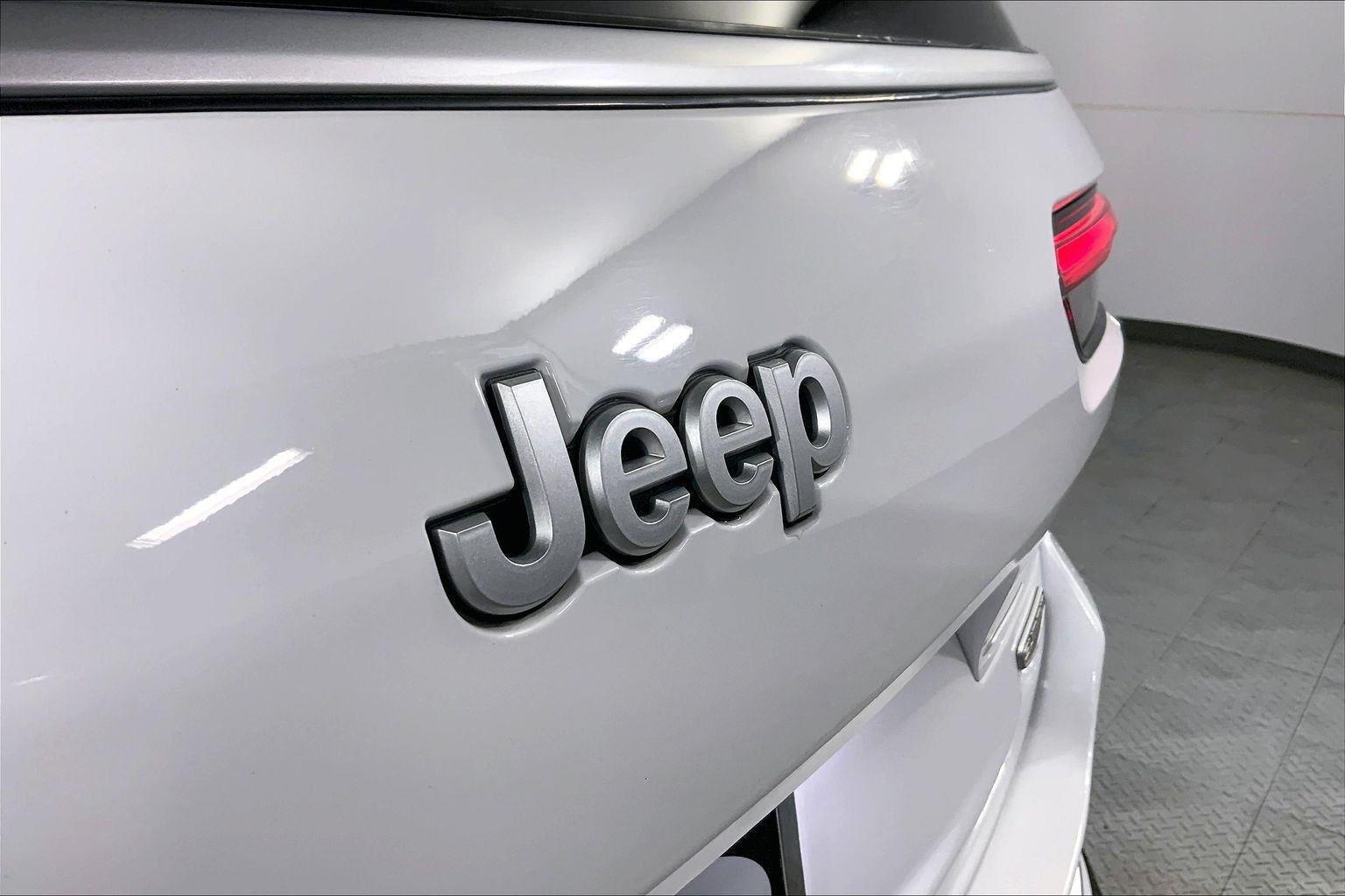 2025 Jeep Grand Cherokee L Summit 4x4