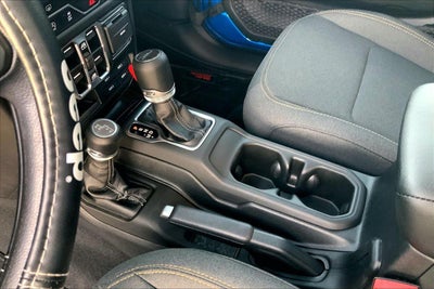 2025 Jeep Gladiator Nighthawk