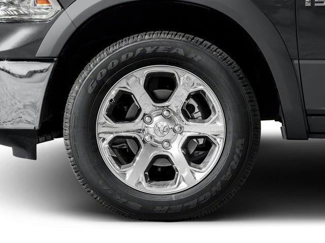 2017 RAM 1500 Laramie Crew Cab 4x4 5'7' Box