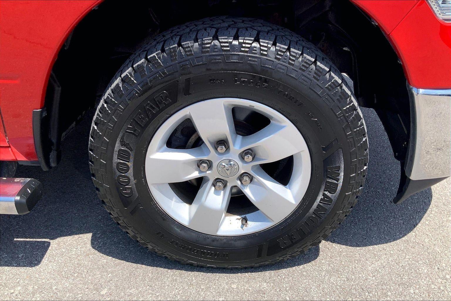 2022 RAM 1500 Classic SLT Crew Cab 4x4 6'4' Box