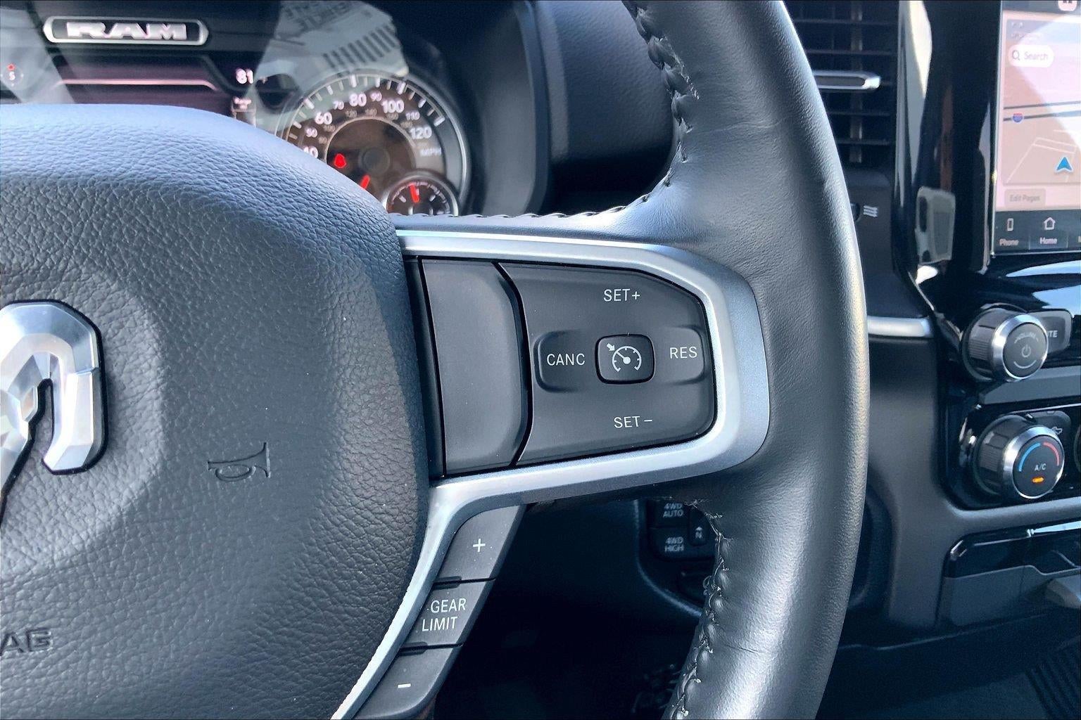 2022 RAM 1500 Big Horn Crew Cab 4x4 5'7' Box
