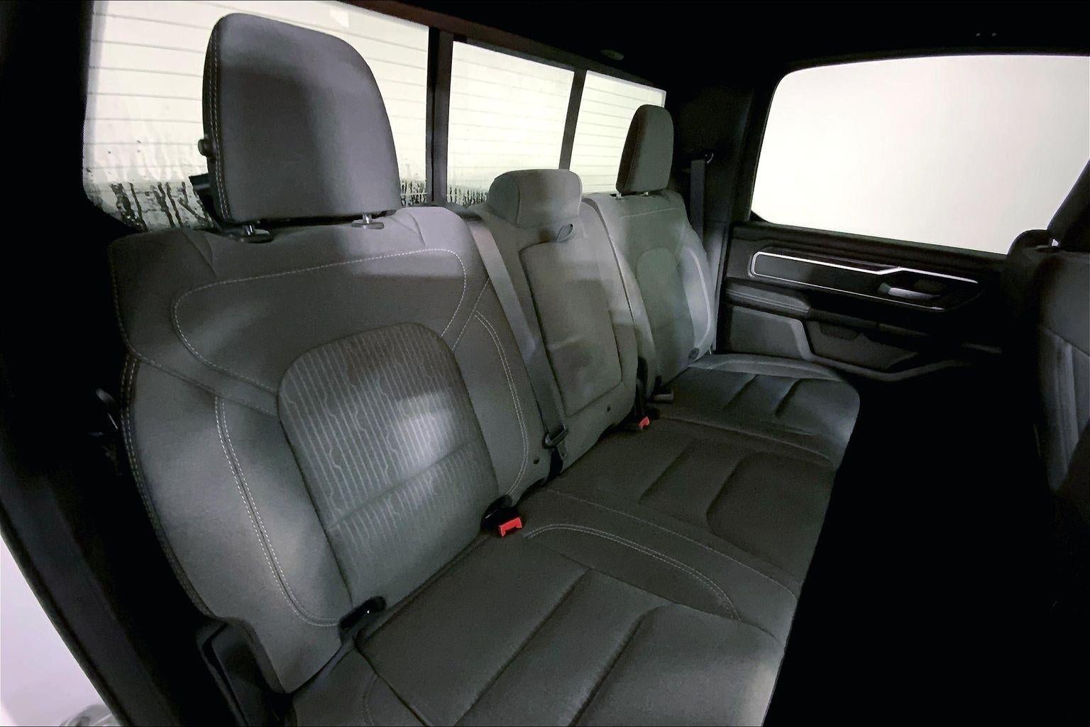 2022 RAM 1500 Big Horn Crew Cab 4x4 5'7' Box