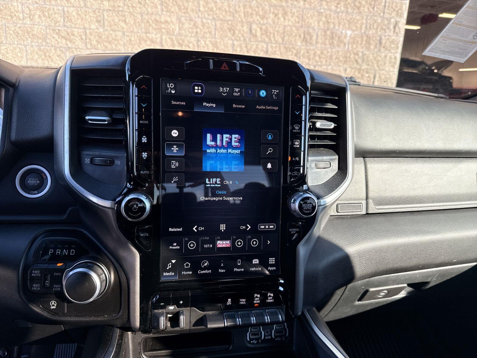 2023 RAM 1500 Big Horn Crew Cab 4x4 5'7' Box