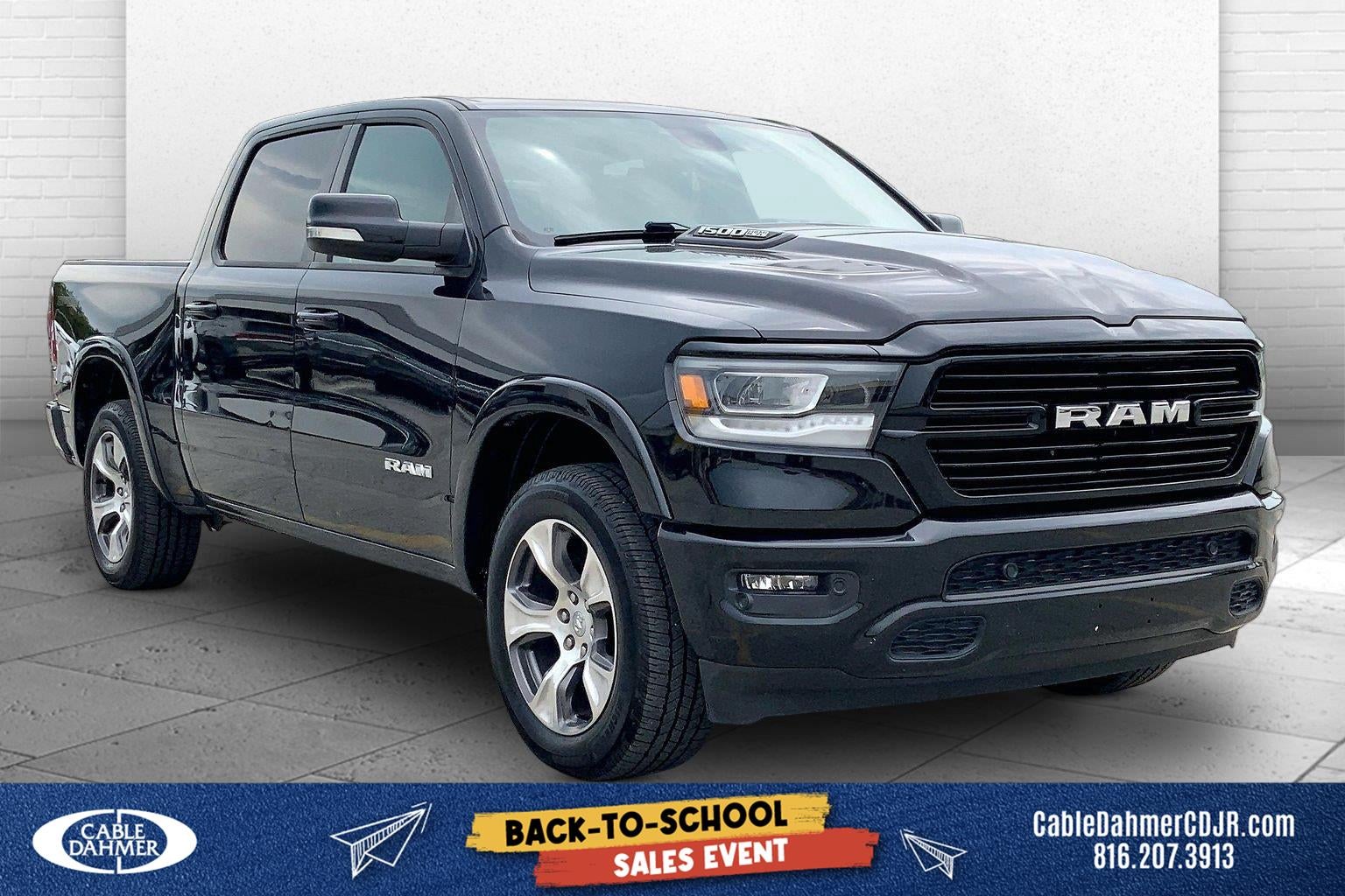 2020 RAM 1500 Laramie Crew Cab 4x4 5'7' Box