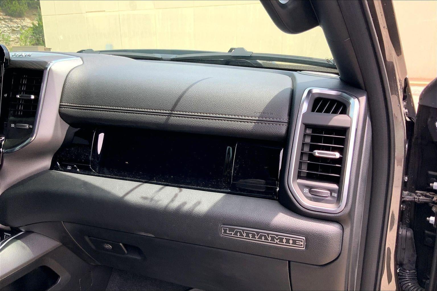 2026 RAM 1500 Laramie Crew Cab 4x4 5'7' Box