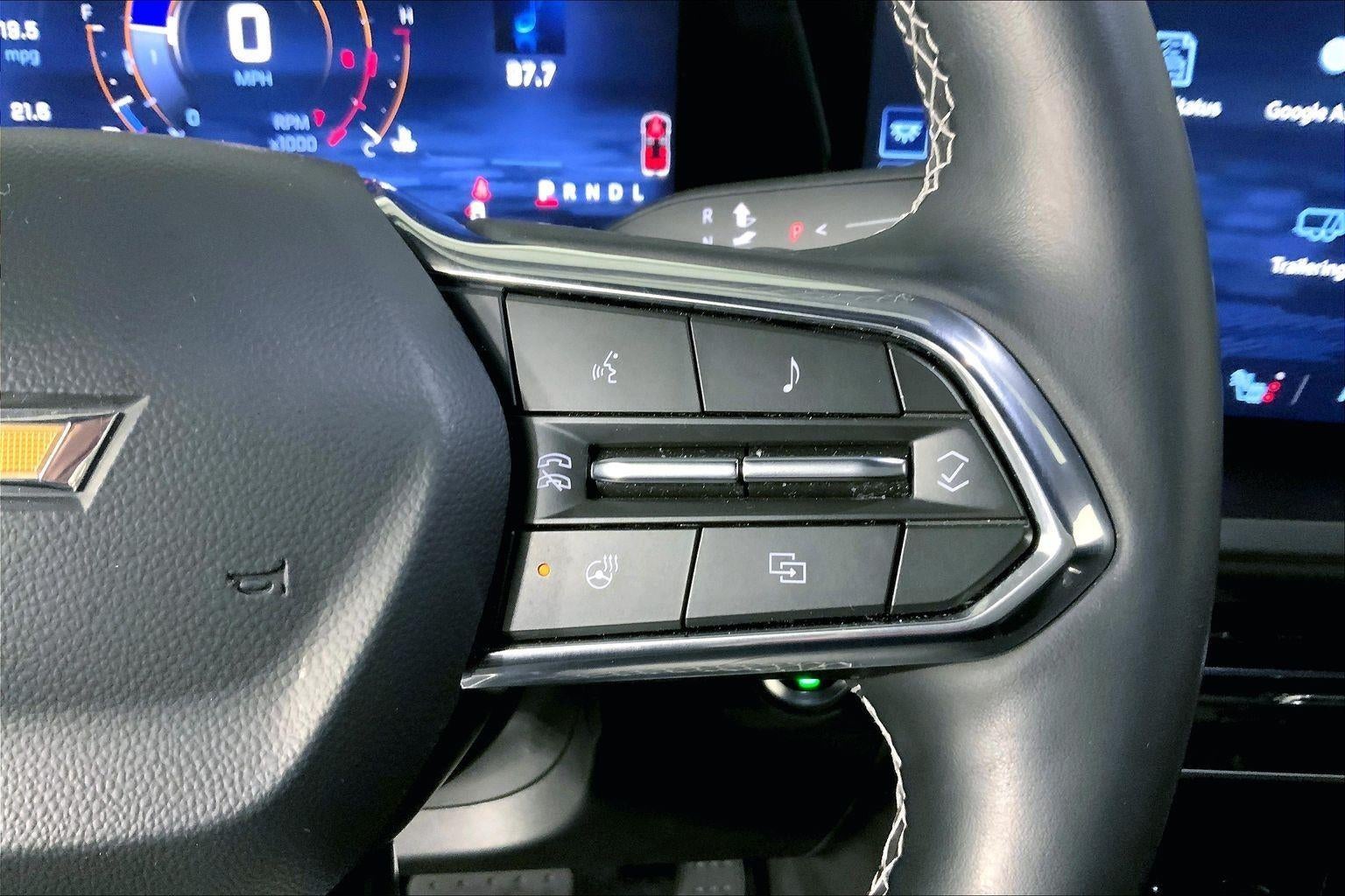 2025 Chevrolet Traverse FWD LT