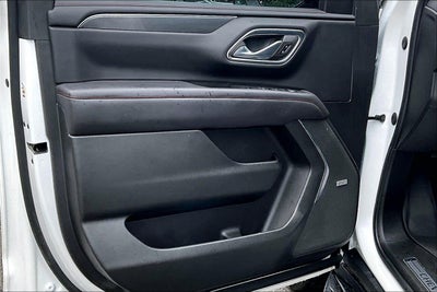 2023 Chevrolet Suburban 4WD RST