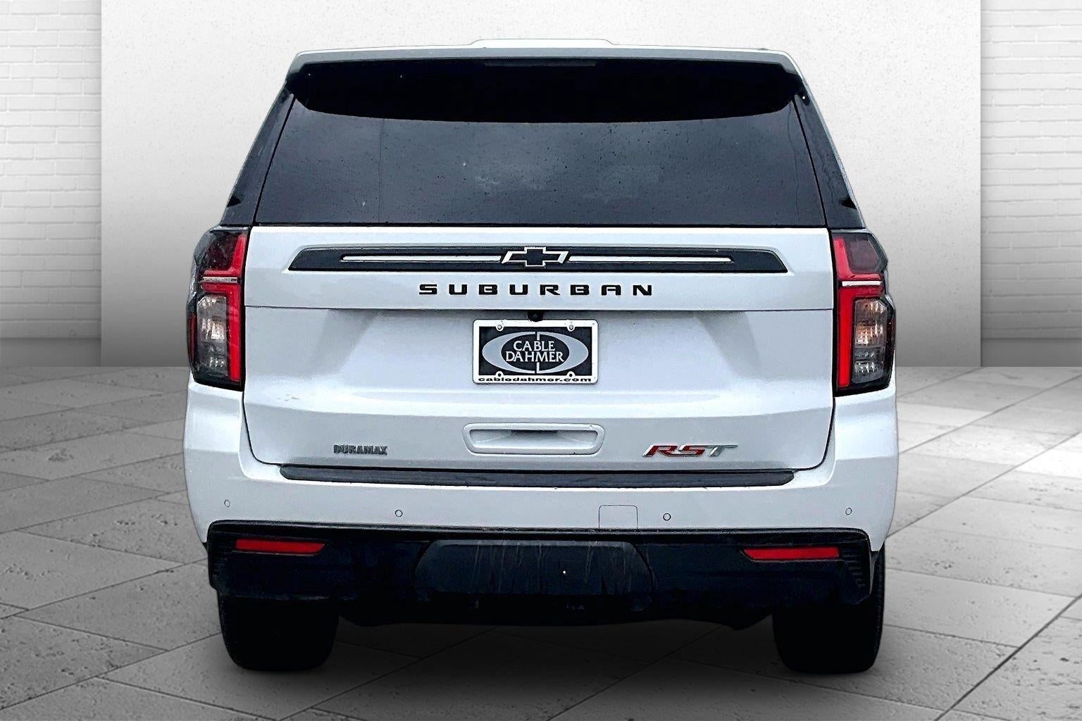 2023 Chevrolet Suburban 4WD RST