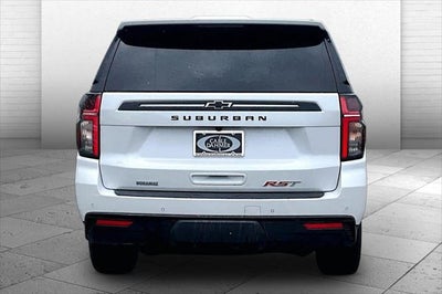 2023 Chevrolet Suburban 4WD RST