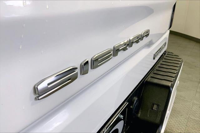 2022 GMC Sierra 1500 4WD Crew Cab Short Box Elevation