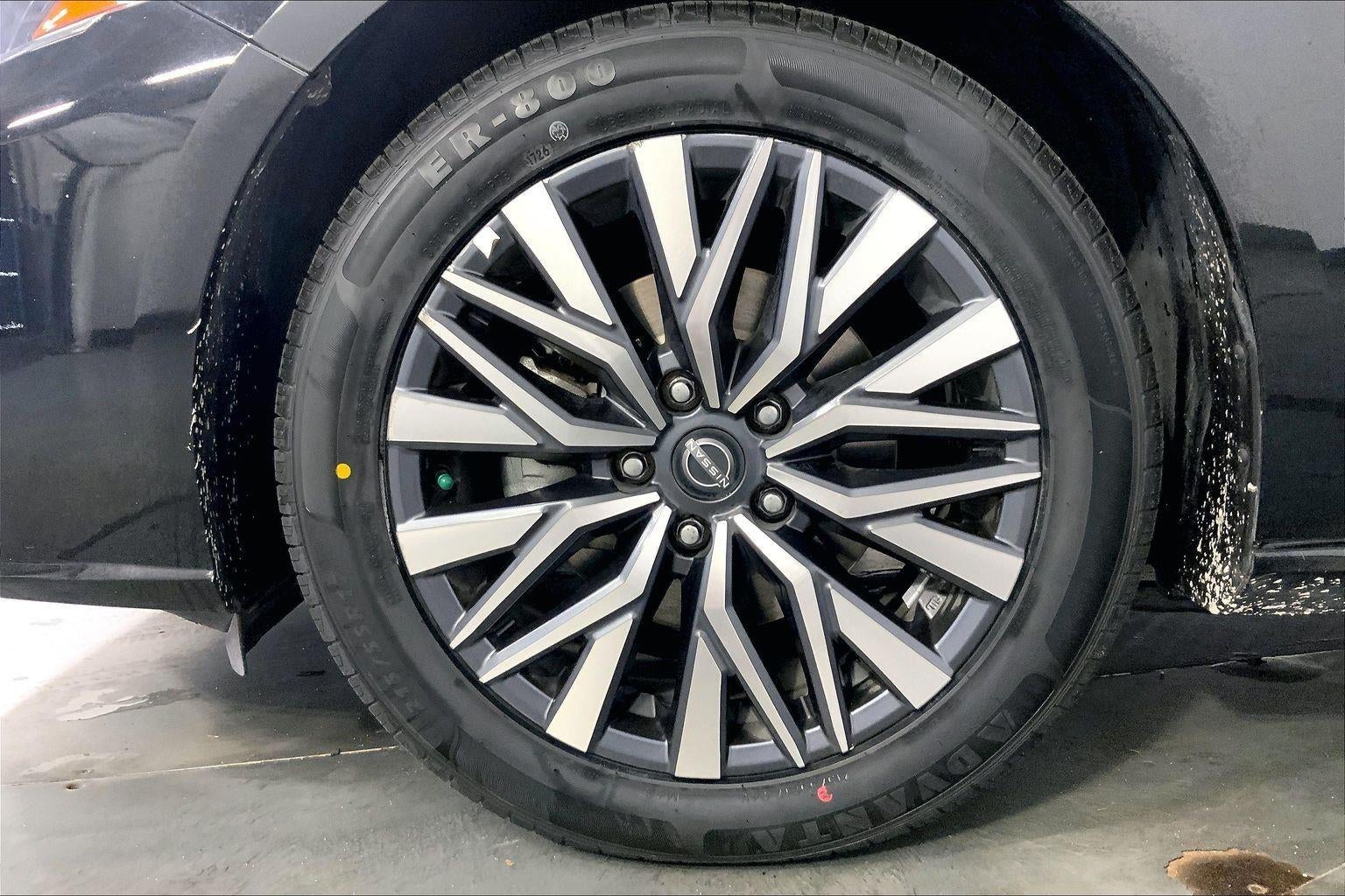 2025 Nissan Altima SV FWD