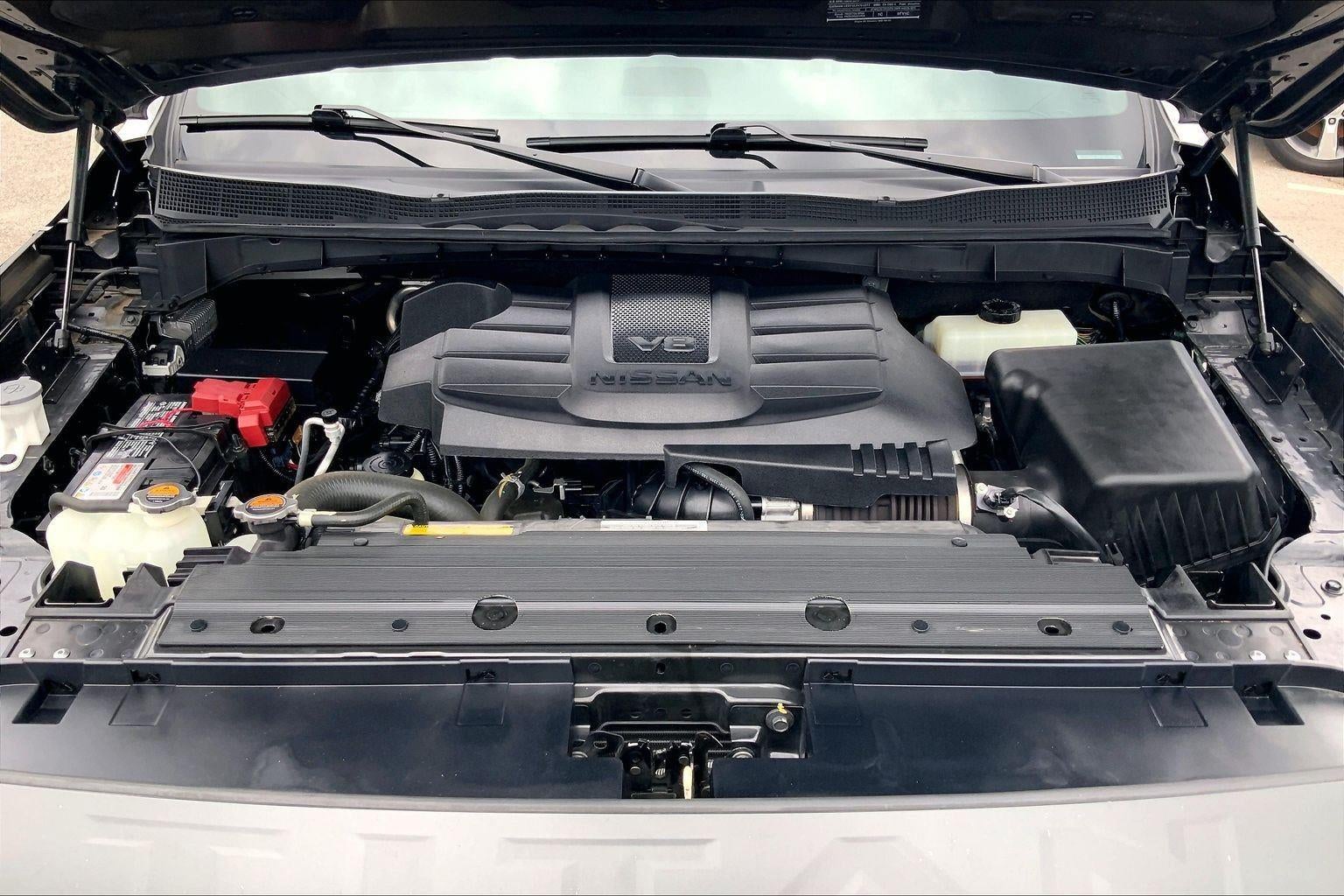 2023 Nissan TITAN Crew Cab PRO-4X 4x4