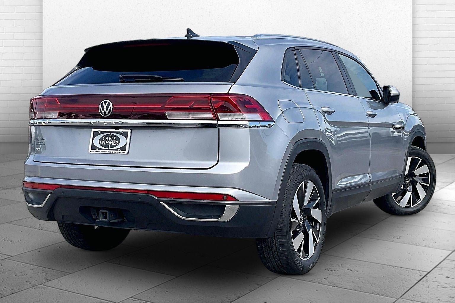 2024 Volkswagen Atlas Cross Sport 2.0T SE w/Technology