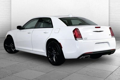 2023 Chrysler 300 Touring
