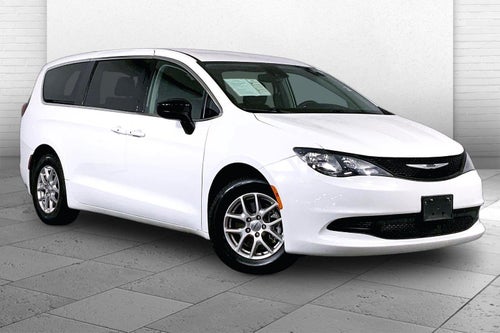 2024 Chrysler Voyager LX