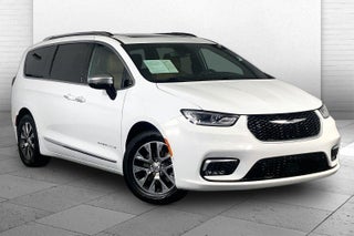 2023 Chrysler Pacifica Hybrid Pinnacle
