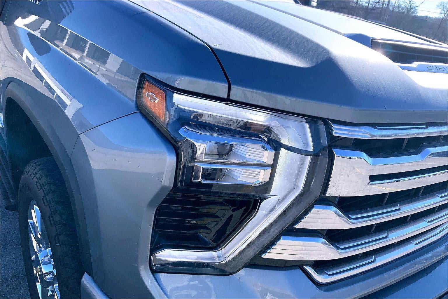 2024 Chevrolet Silverado 2500HD 4WD Crew Cab Standard Bed High Country