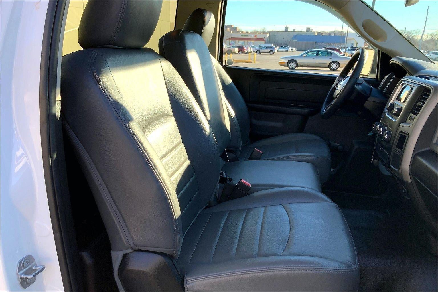 2019 RAM 1500 Classic Tradesman Regular Cab 4x2 6'4' Box