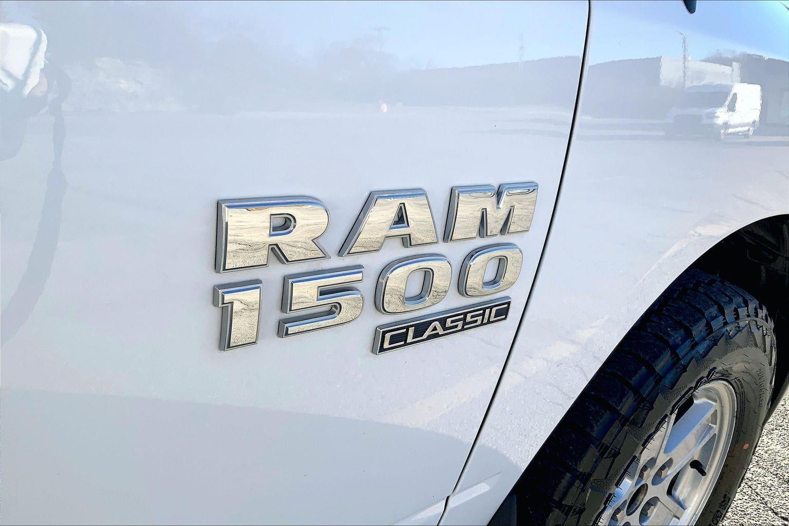 2019 RAM 1500 Classic Tradesman Regular Cab 4x2 6'4' Box