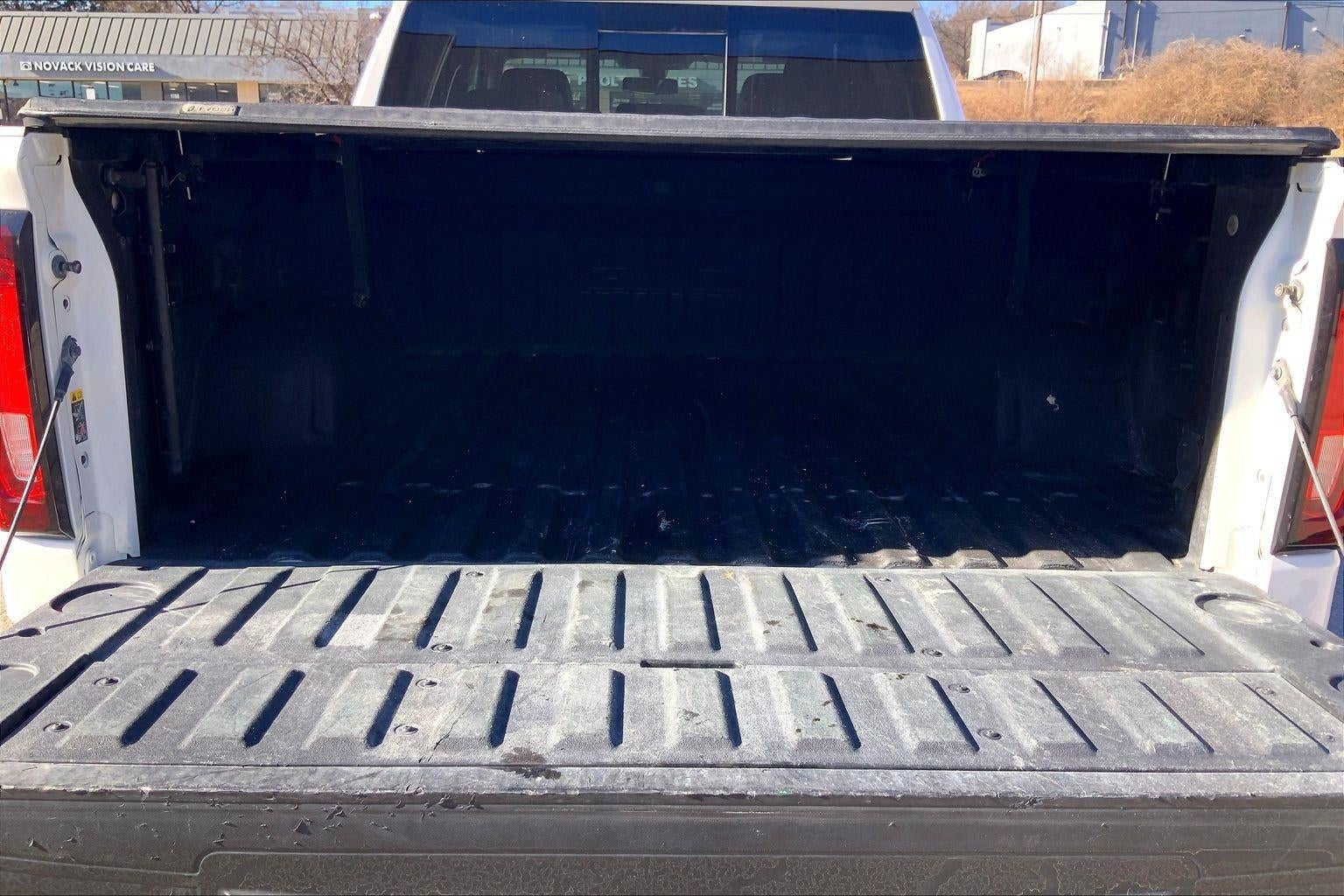 2021 GMC Sierra 1500 4WD Crew Cab Short Box SLT