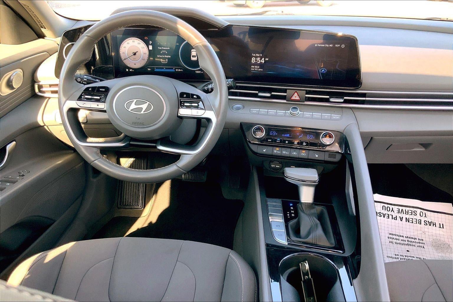 2025 Hyundai Elantra SEL Convenience