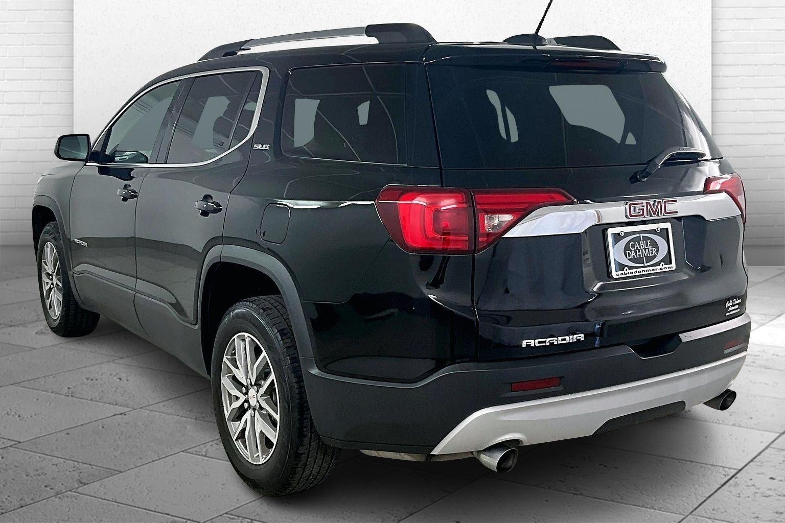 2017 GMC Acadia SLE