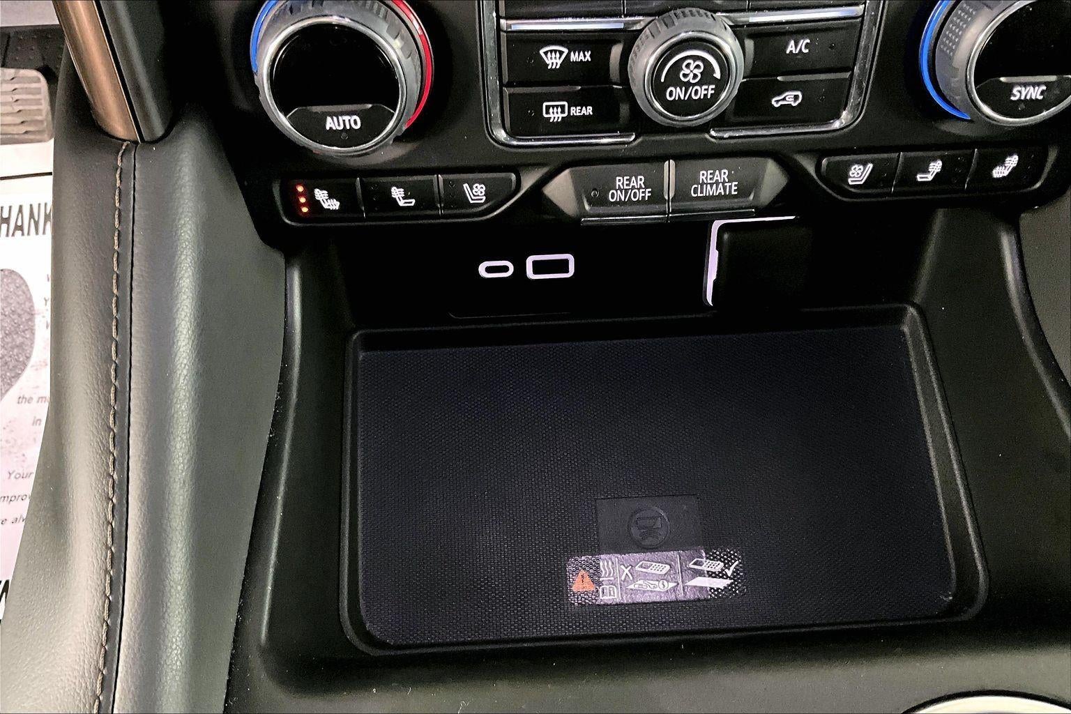 2023 Chevrolet Suburban High Country