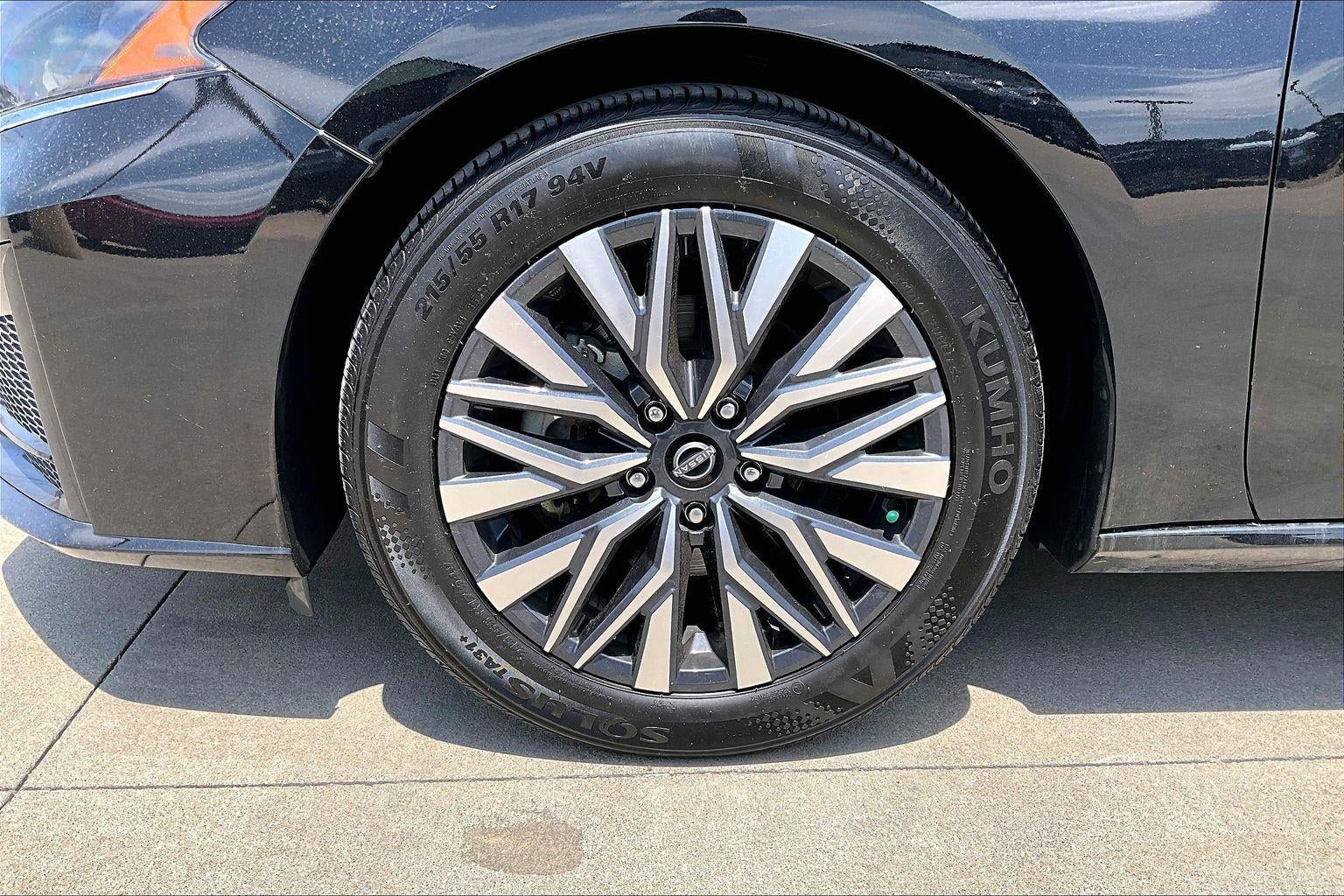 2025 Nissan Altima SV