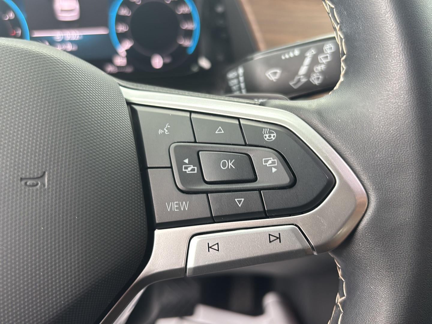 2024 Volkswagen Atlas 2.0T SE