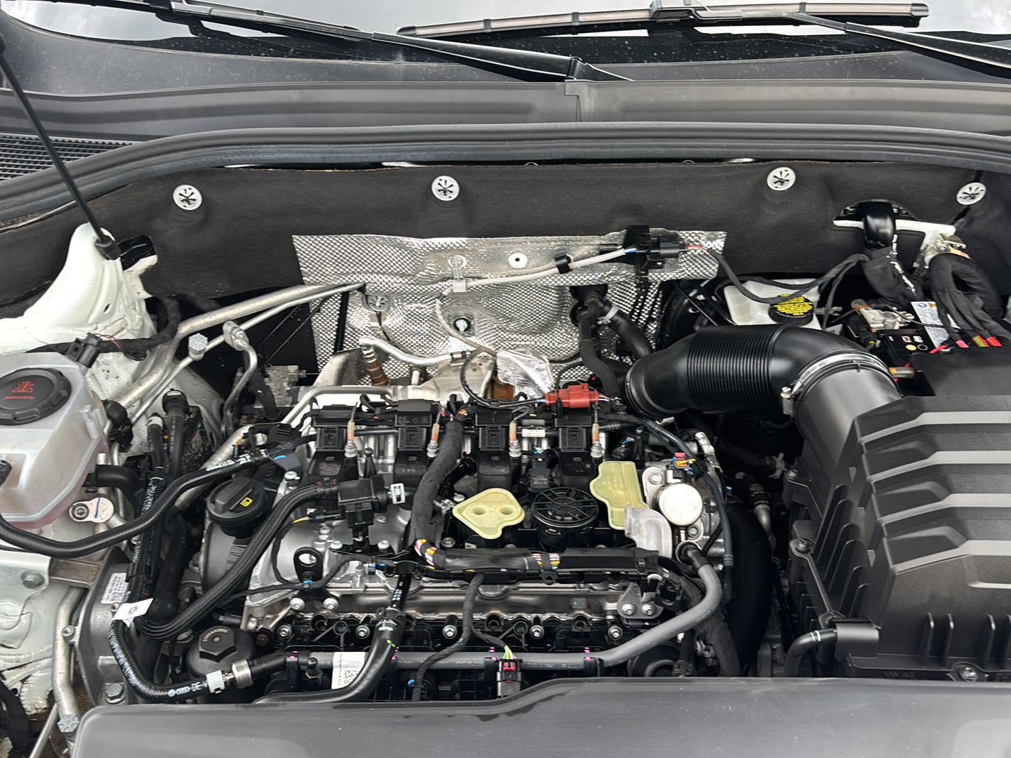 2024 Volkswagen Atlas 2.0T SE