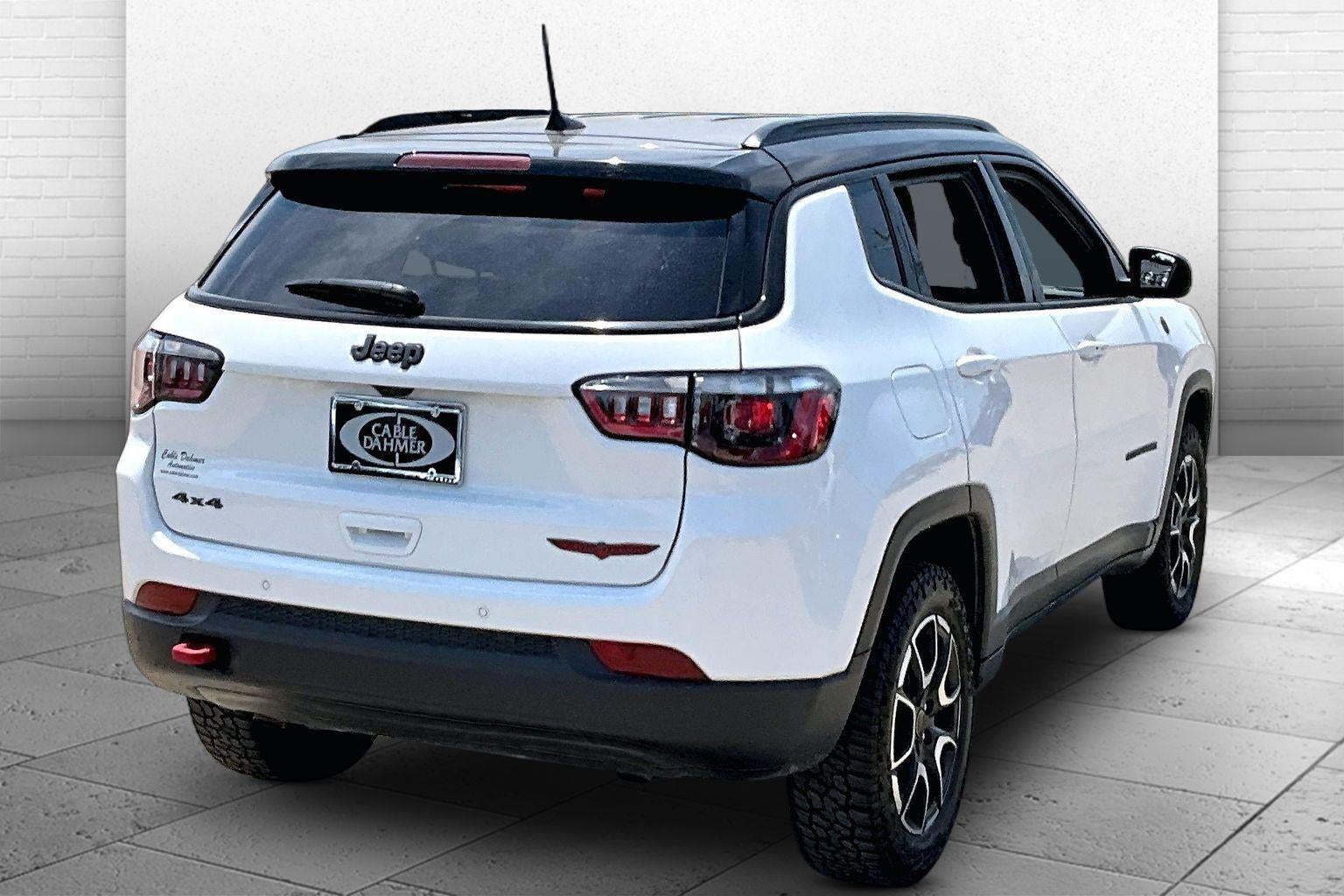 2025 Jeep Compass Trailhawk