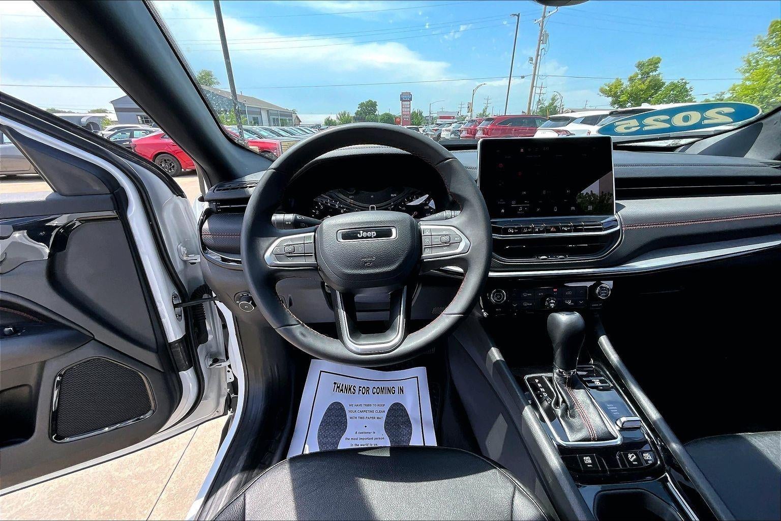 2025 Jeep Compass Trailhawk