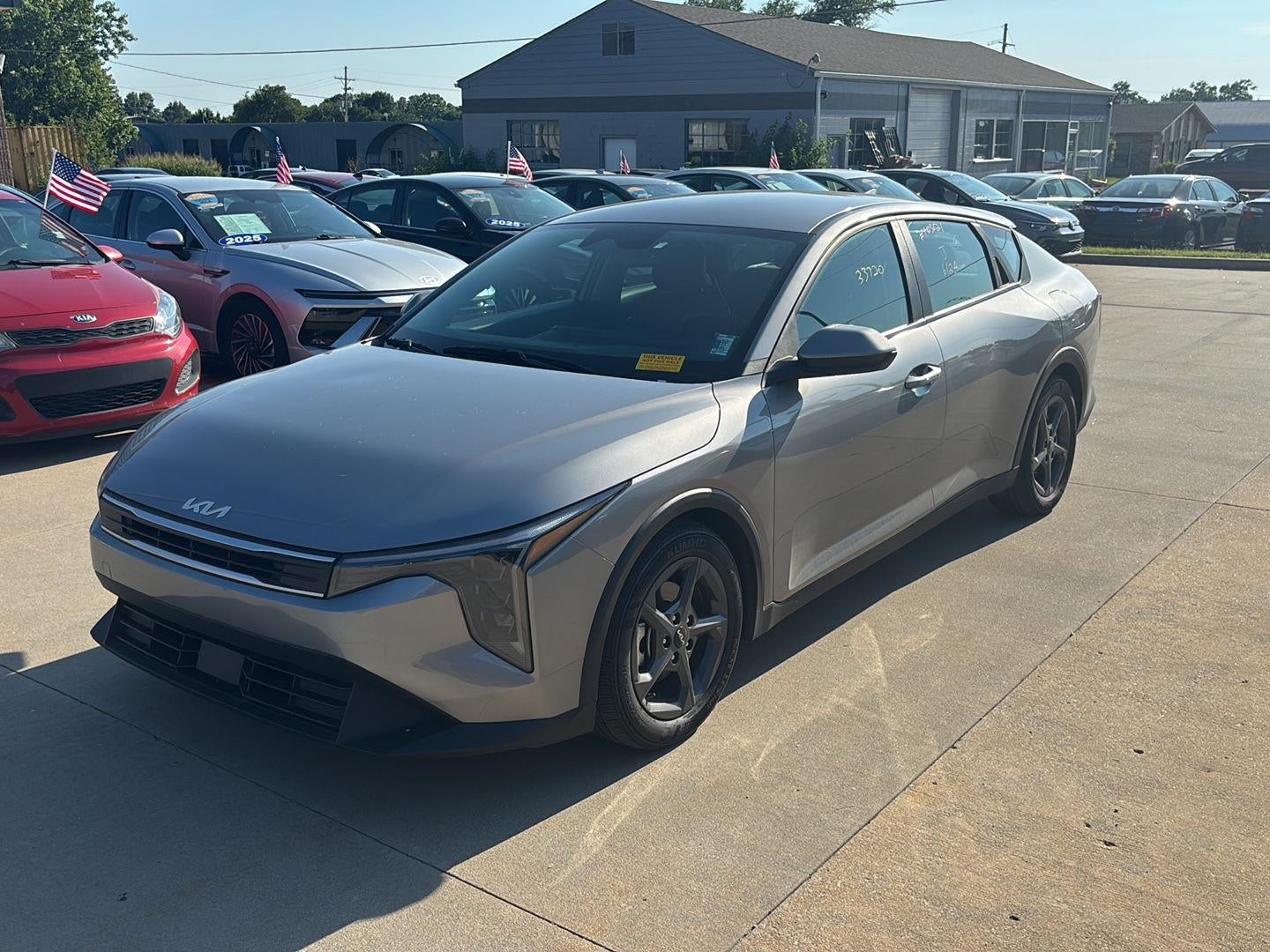 2025 Kia K4 LXS