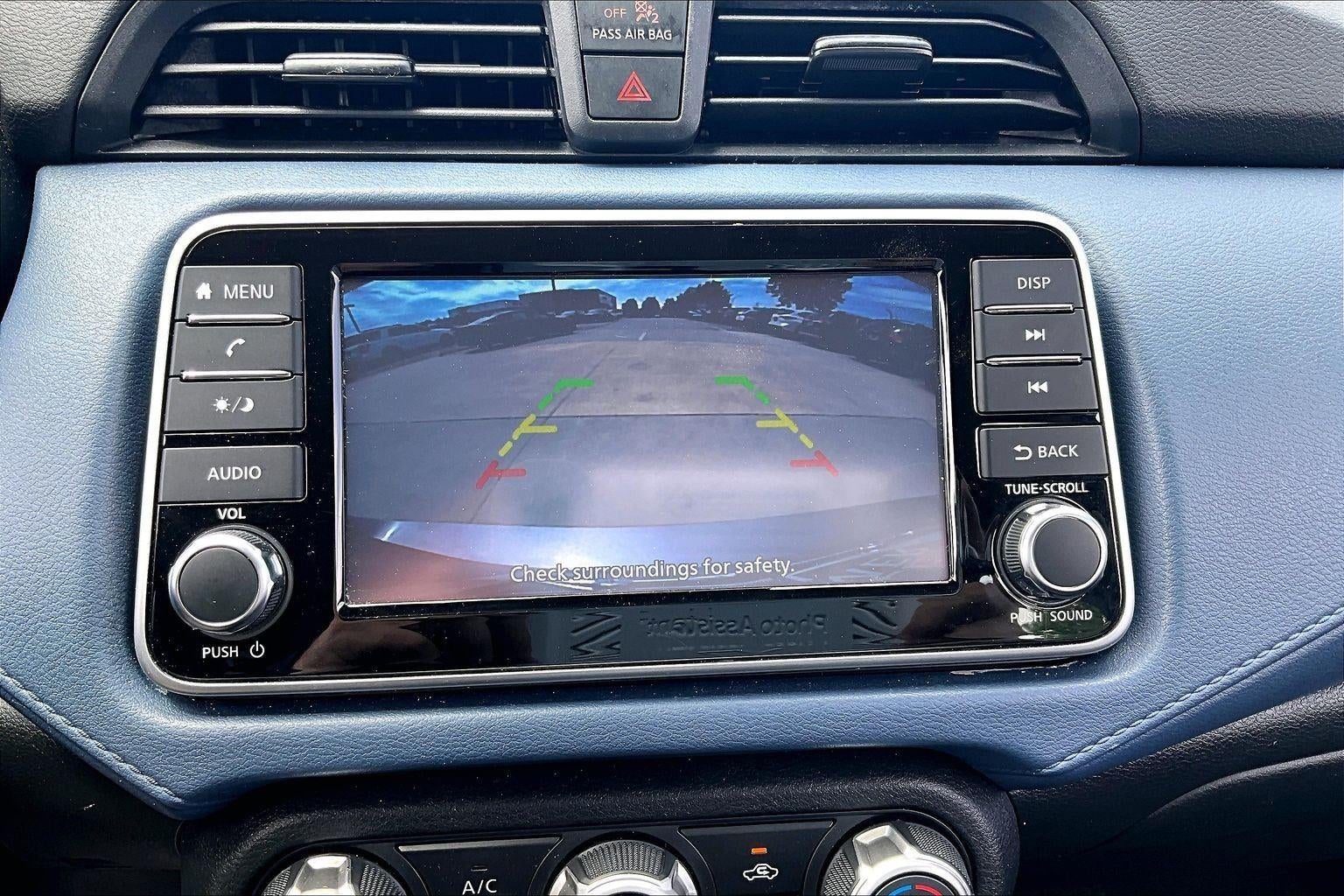 2025 Nissan Versa SV