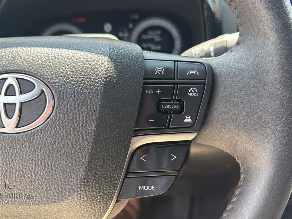 2025 Toyota Camry XLE