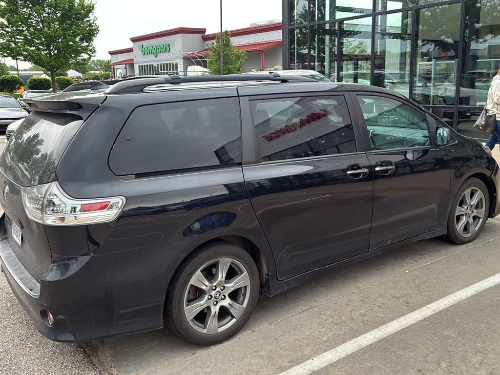2018 Toyota Sienna SE Premium